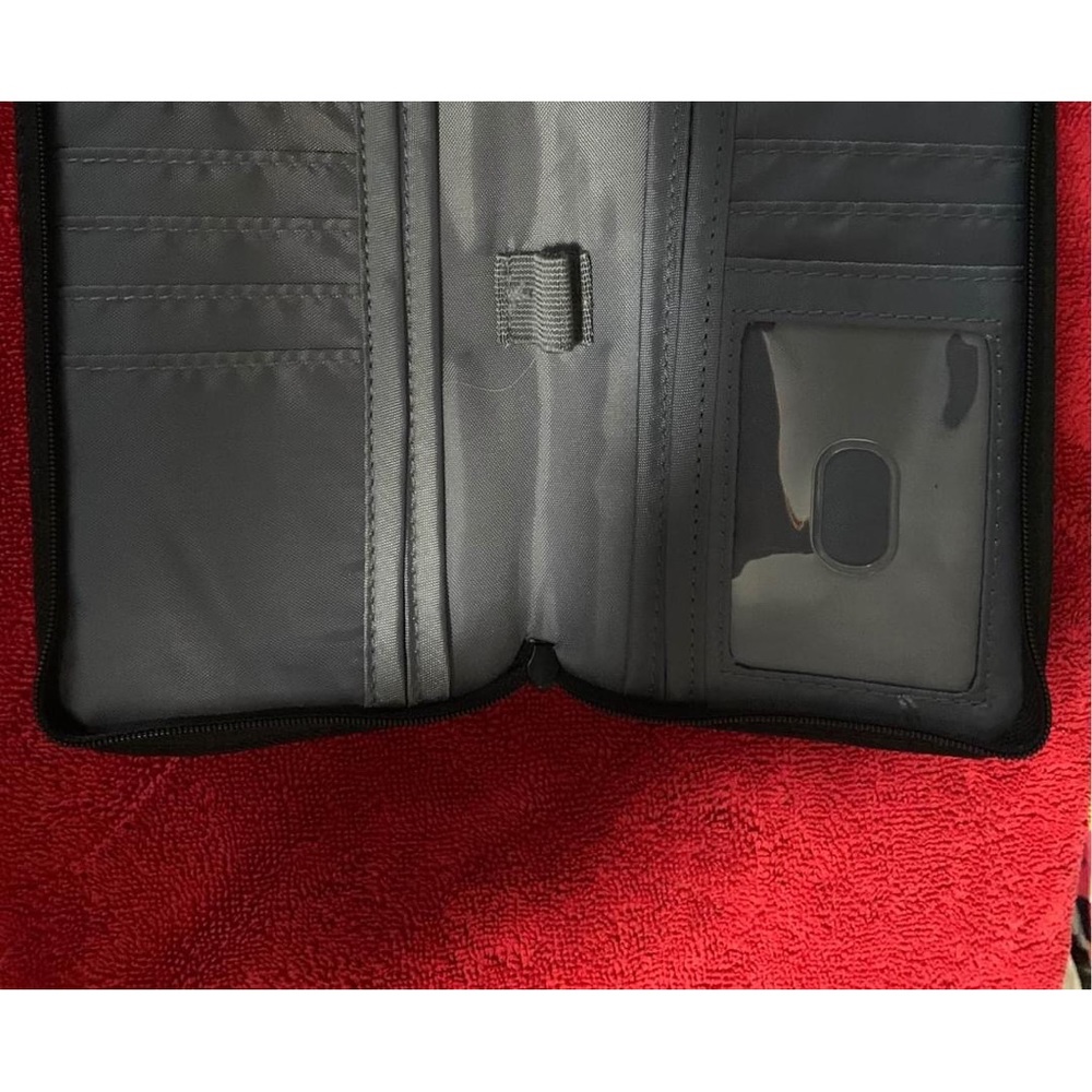 Thirty One Wallet